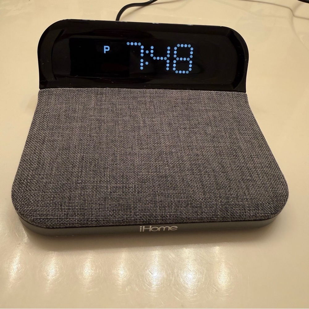 iHome Alarm Clock and Phone Charger Grey and Black Digital Battery Backup